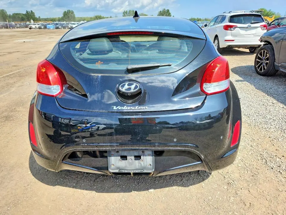 2013 HYUNDAI VELOSTER BASE  