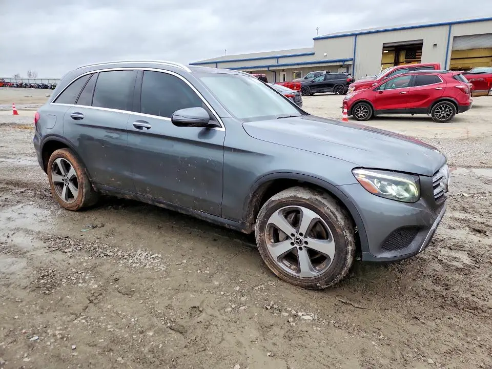 2019 MERCEDES-BENZ GLC 300  
