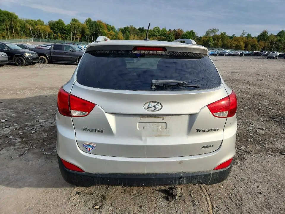 2012 HYUNDAI TUCSON GLS  