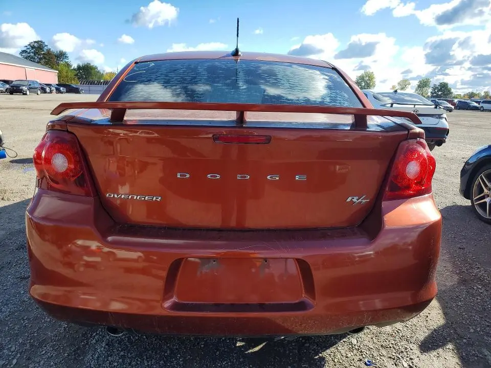 2012 DODGE AVENGER R/T  