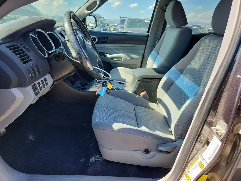 2013 TOYOTA TACOMA V6  