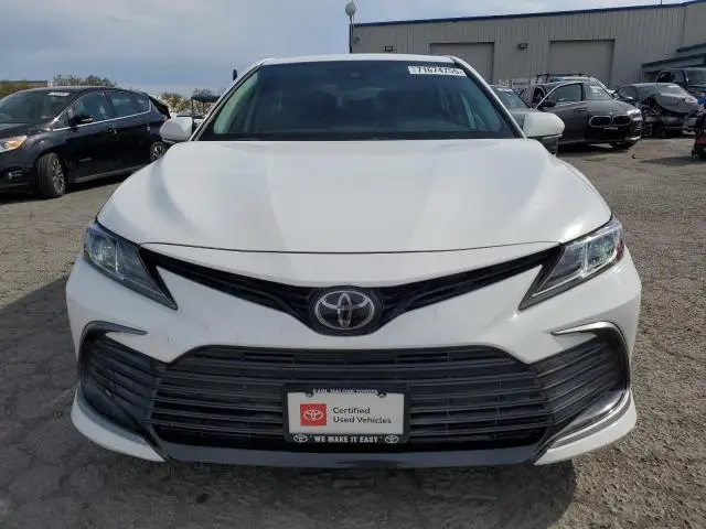 2022 TOYOTA CAMRY LE  