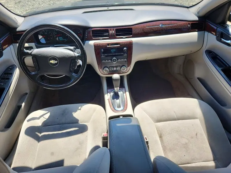 2010 CHEVROLET IMPALA LT  