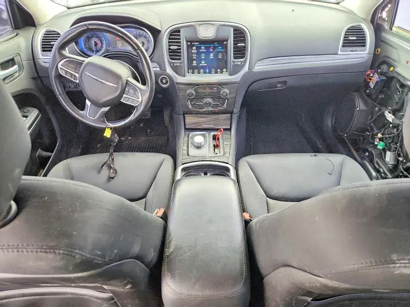 2018 CHRYSLER 300 TOURING  