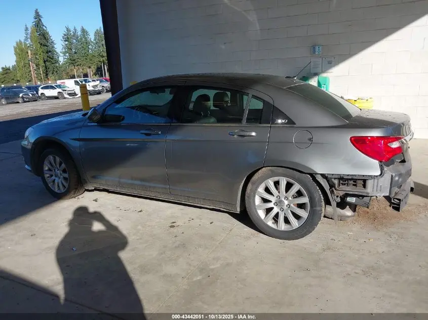 2013 CHRYSLER 200 TOURING