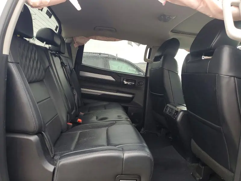 2019 TOYOTA TUNDRA PLATINUM  