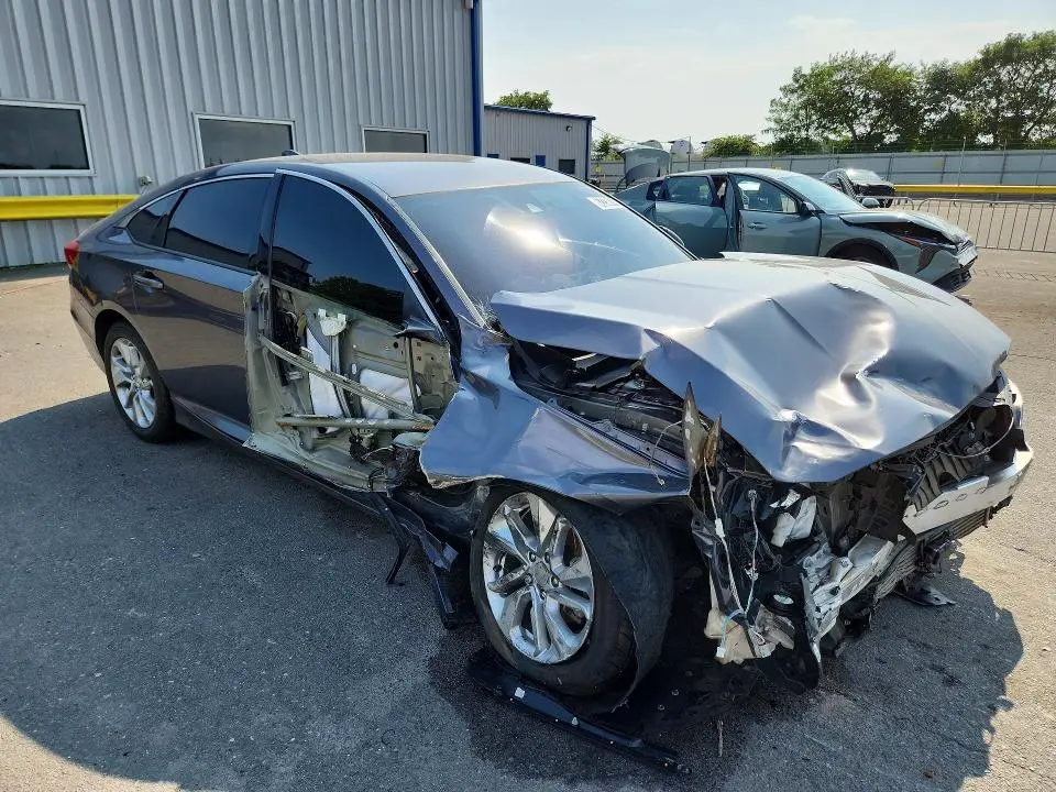 2020 HONDA ACCORD LX  