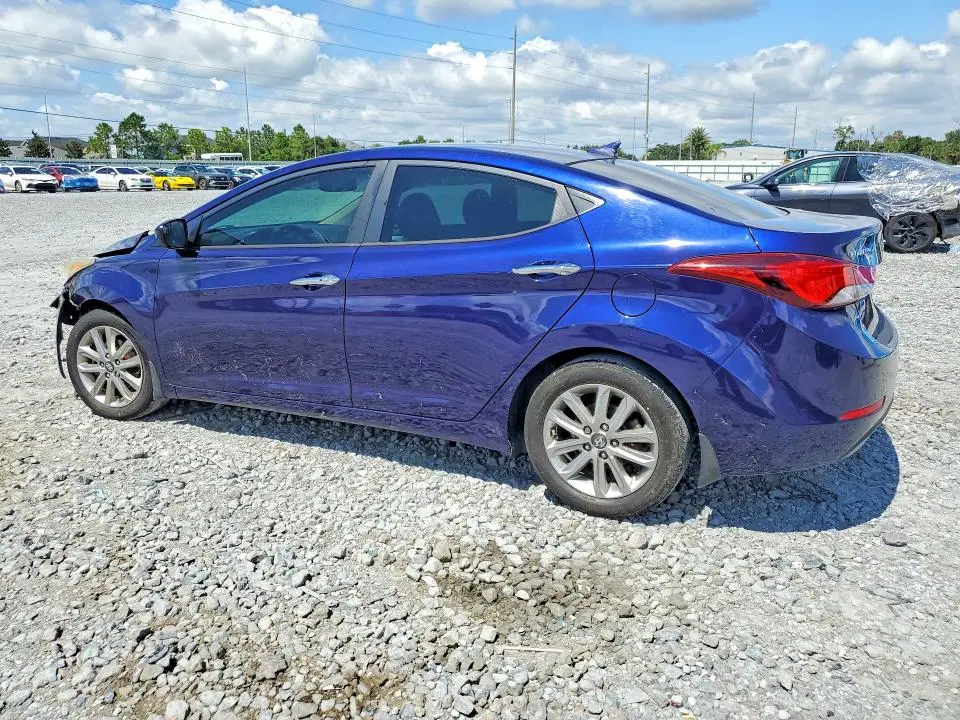 2014 HYUNDAI ELANTRA SE  