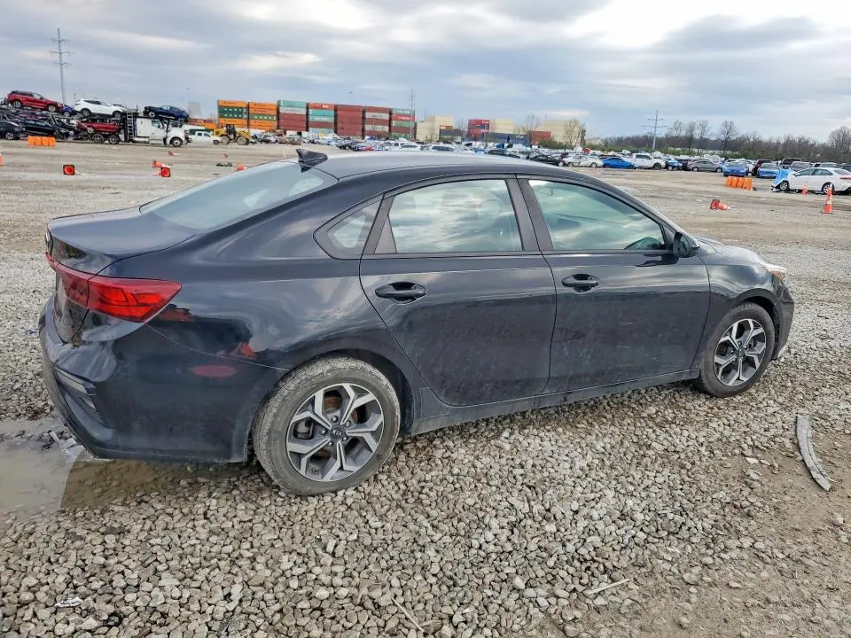 2019 KIA FORTE LXS  