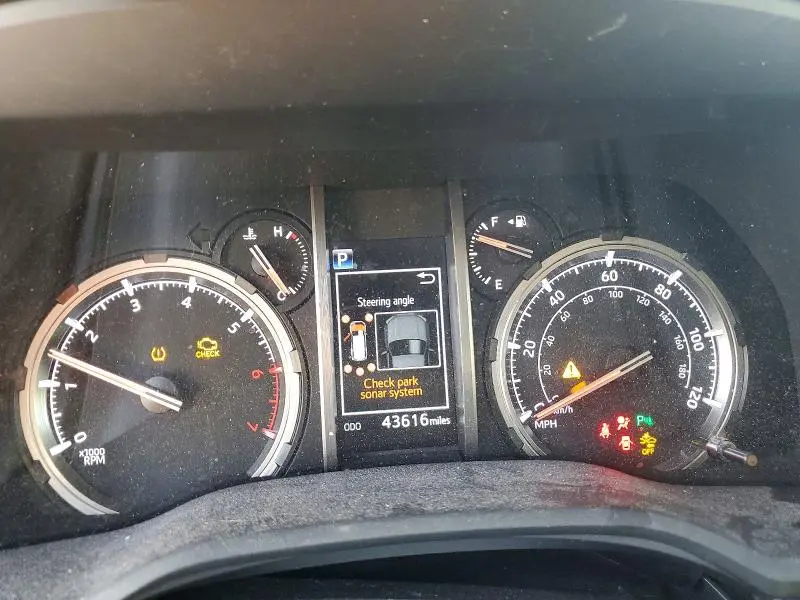 2023 TOYOTA 4 RUNNER   
