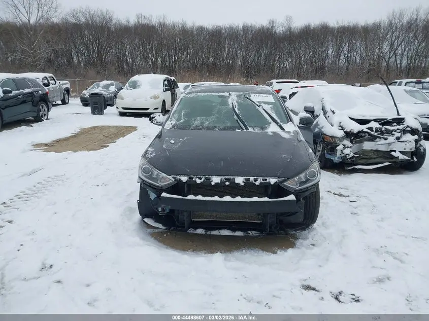 2017 HYUNDAI ELANTRA SE