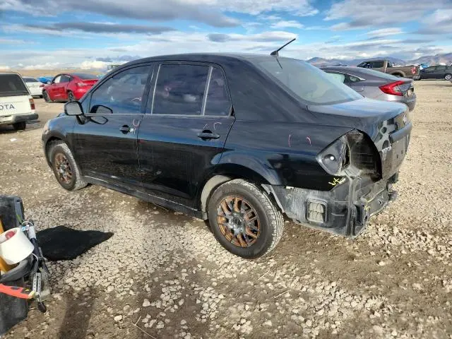 2010 NISSAN VERSA S  