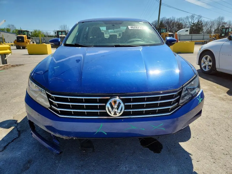 2017 VOLKSWAGEN PASSAT S  