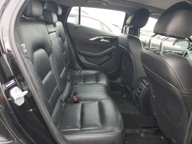 2018 INFINITI QX30 BASE  