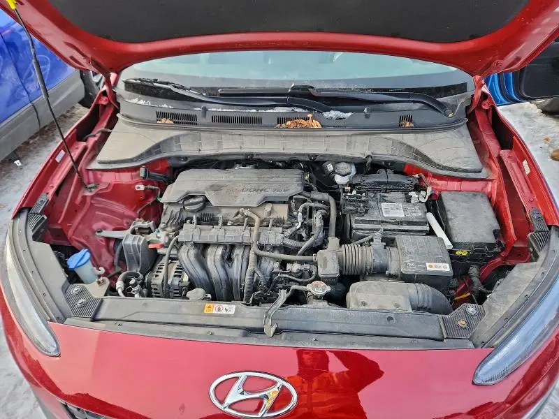 2023 HYUNDAI KONA SE  
