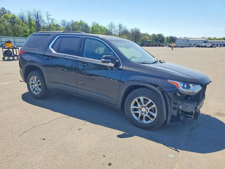 2020 CHEVROLET TRAVERSE LT  