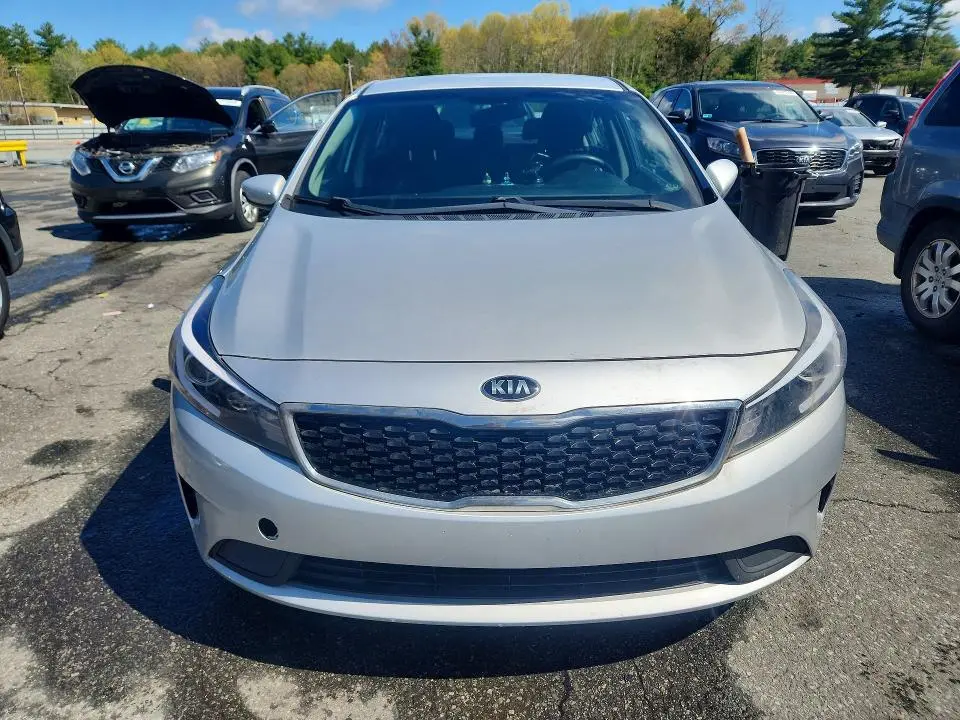 2018 KIA FORTE LX  