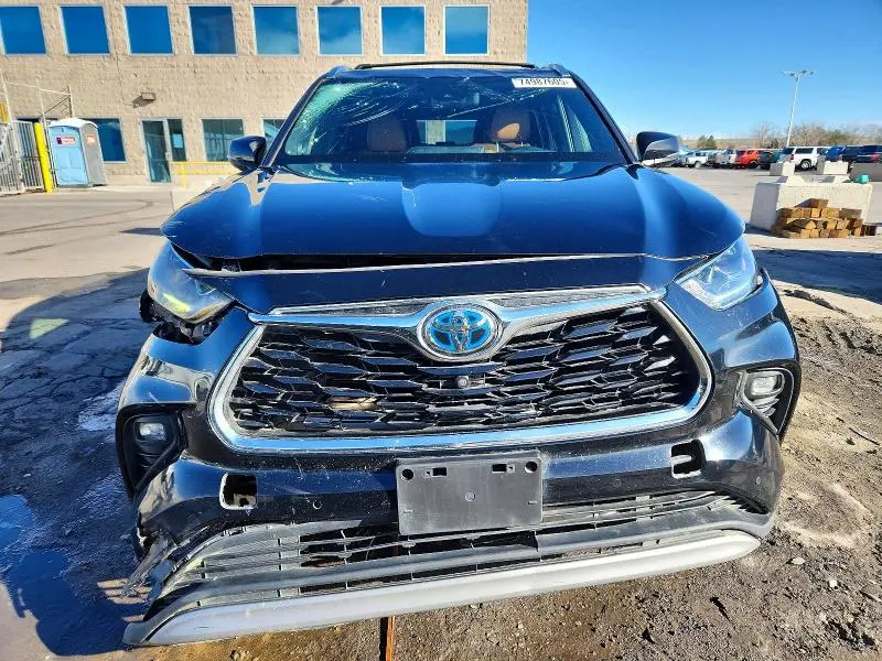 2021 TOYOTA HIGHLANDER HYBRID PLATINUM  