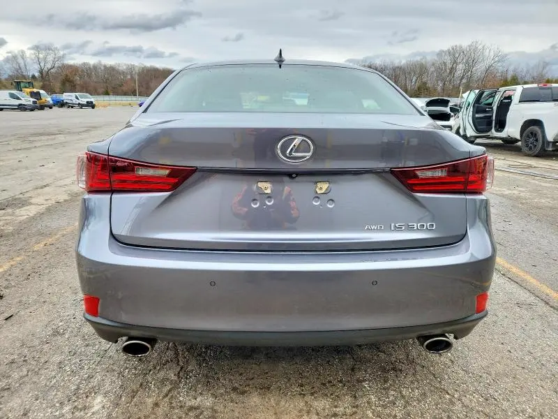 2016 LEXUS IS 300  