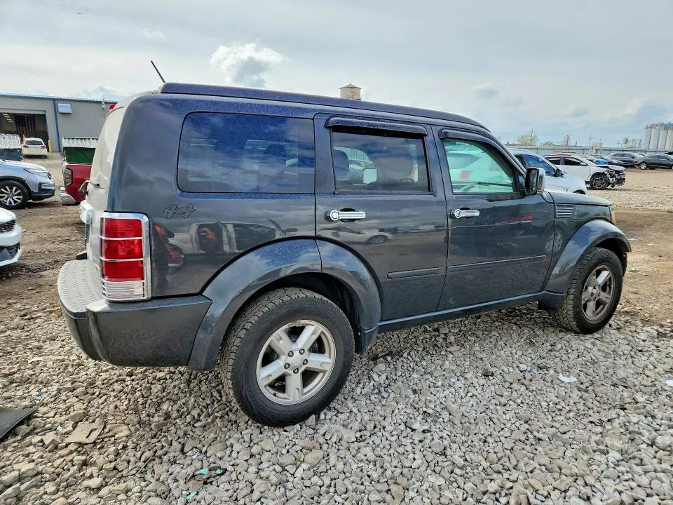 2011 DODGE NITRO SXT  