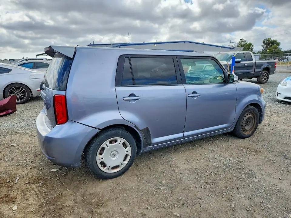 2010 TOYOTA SCION XB  
