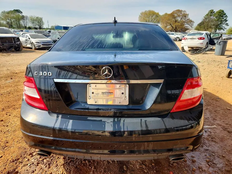 2011 MERCEDES-BENZ C 300  