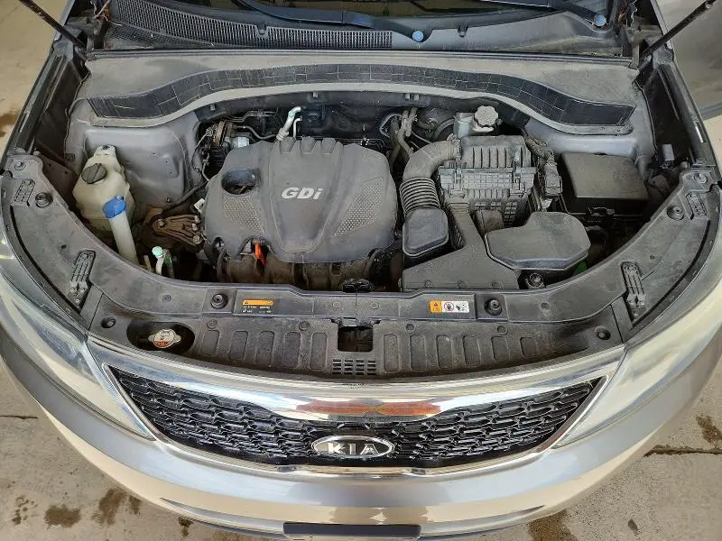 2014 KIA SORENTO LX  