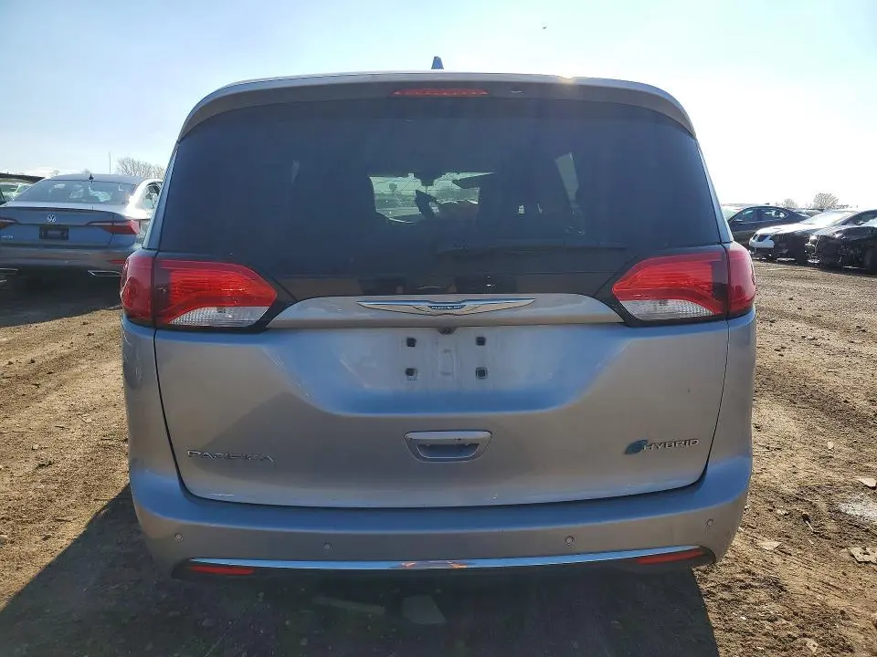 2018 CHRYSLER PACIFICA HYBRID TOURING L  