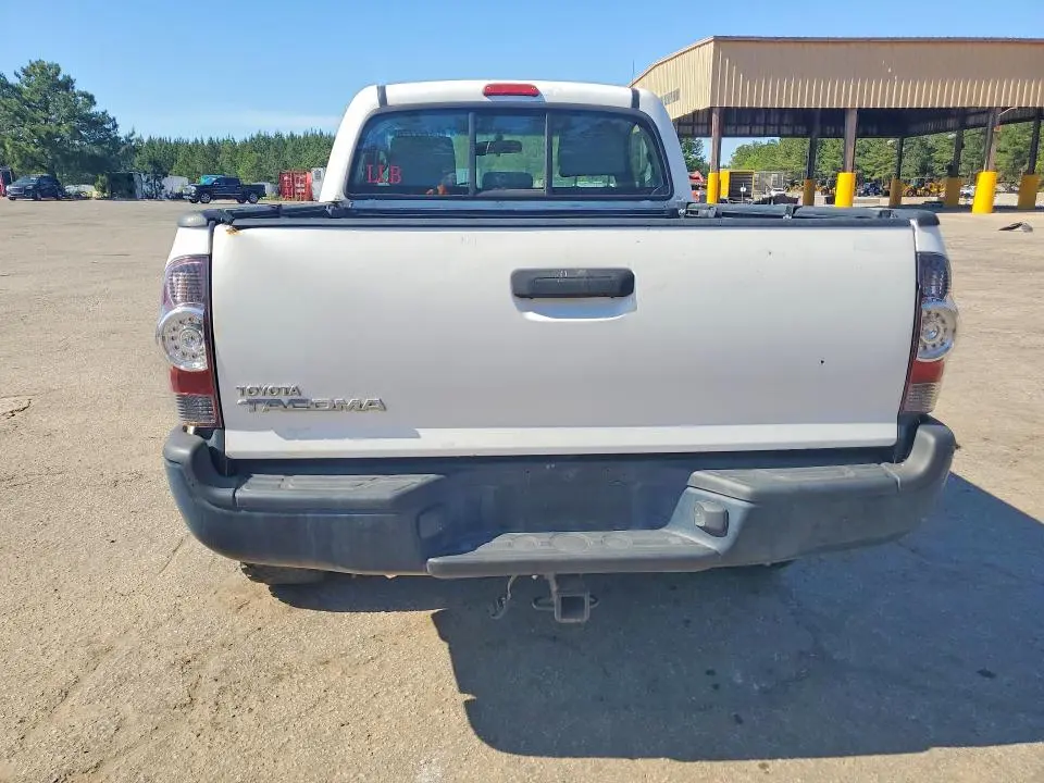 2011 TOYOTA TACOMA BASE  