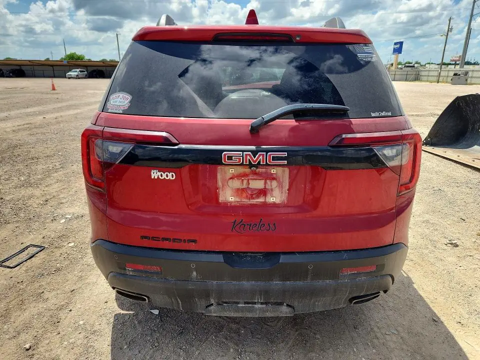2021 GMC ACADIA SLT  
