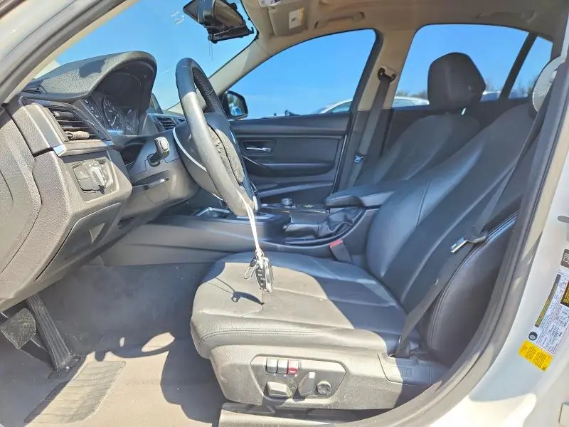 2015 BMW 320 I  