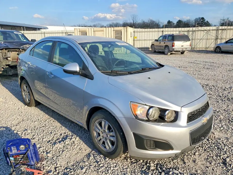 2015 CHEVROLET SONIC LT  