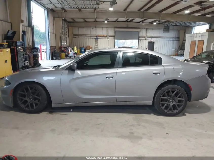 2015 DODGE CHARGER SE
