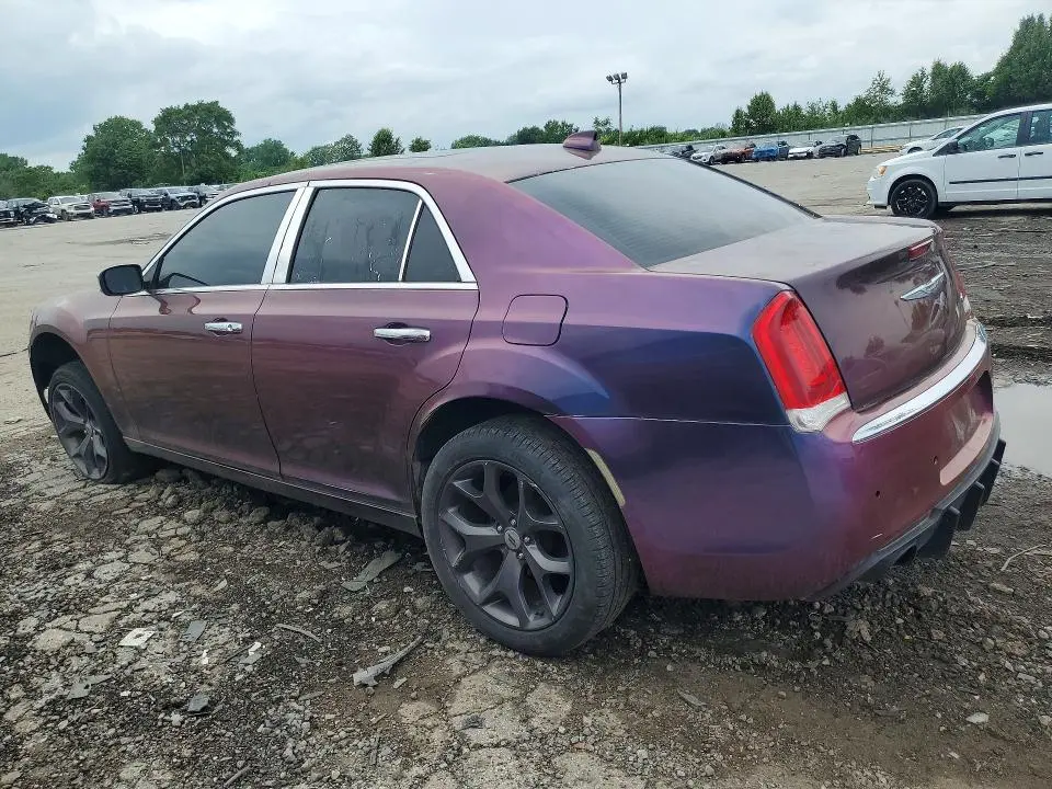 2016 CHRYSLER 300C   