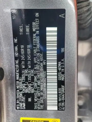 2019 TOYOTA HIGHLANDER SE  