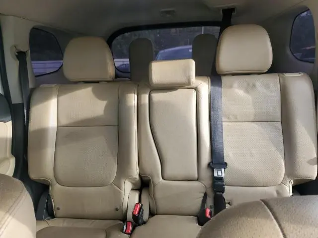 2014 MITSUBISHI OUTLANDER SE