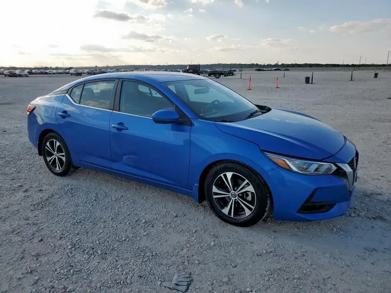 2022 NISSAN SENTRA SV  