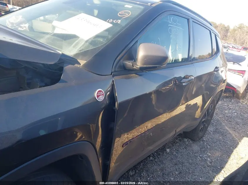 2019 JEEP COMPASS TRAILHAWK 4X4