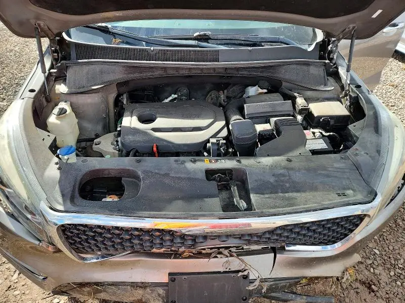 2017 KIA SORENTO LX  