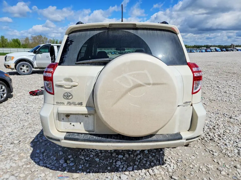 2010 TOYOTA RAV4 BASE  