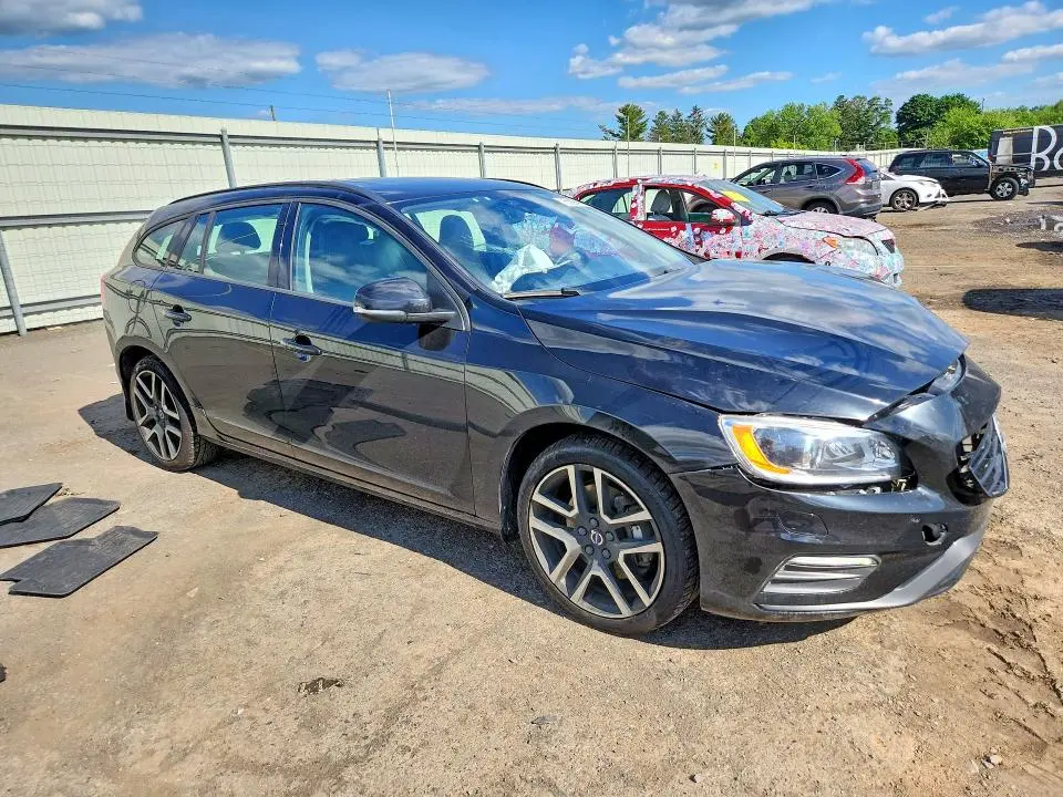 2018 VOLVO V60 T5 DYNAMIC  