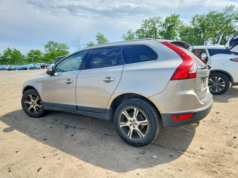 2012 VOLVO XC60 T6  