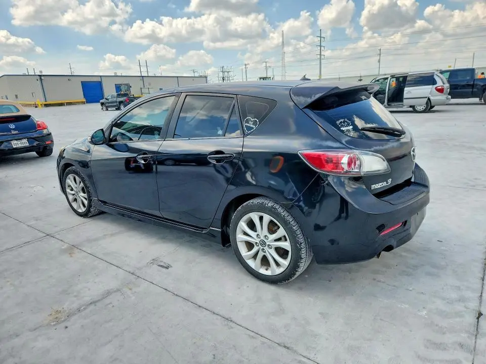 2010 MAZDA 3 S  