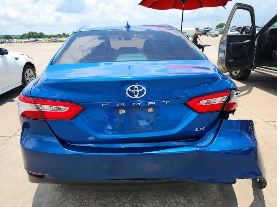 2020 TOYOTA CAMRY LE  