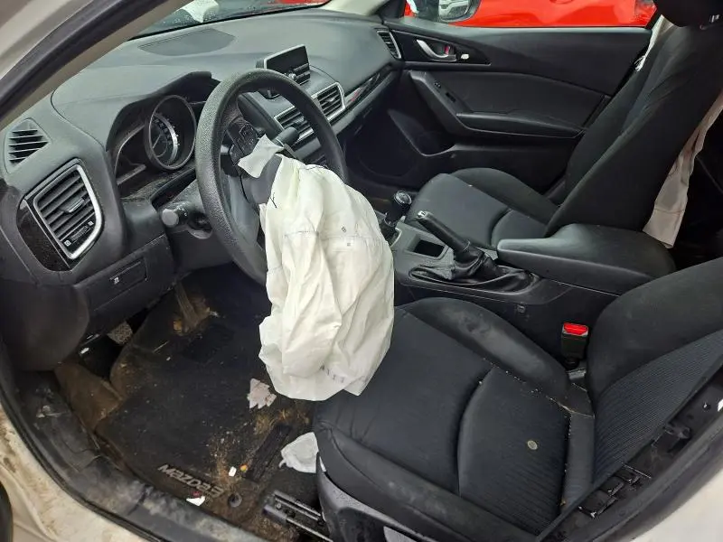 2015 MAZDA 3 SPORT  