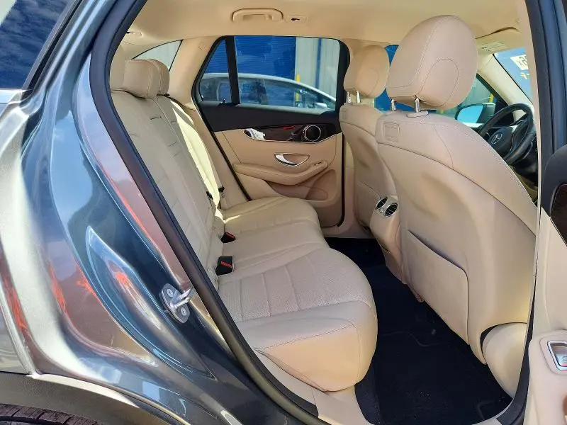 2019 MERCEDES-BENZ GLC 300  