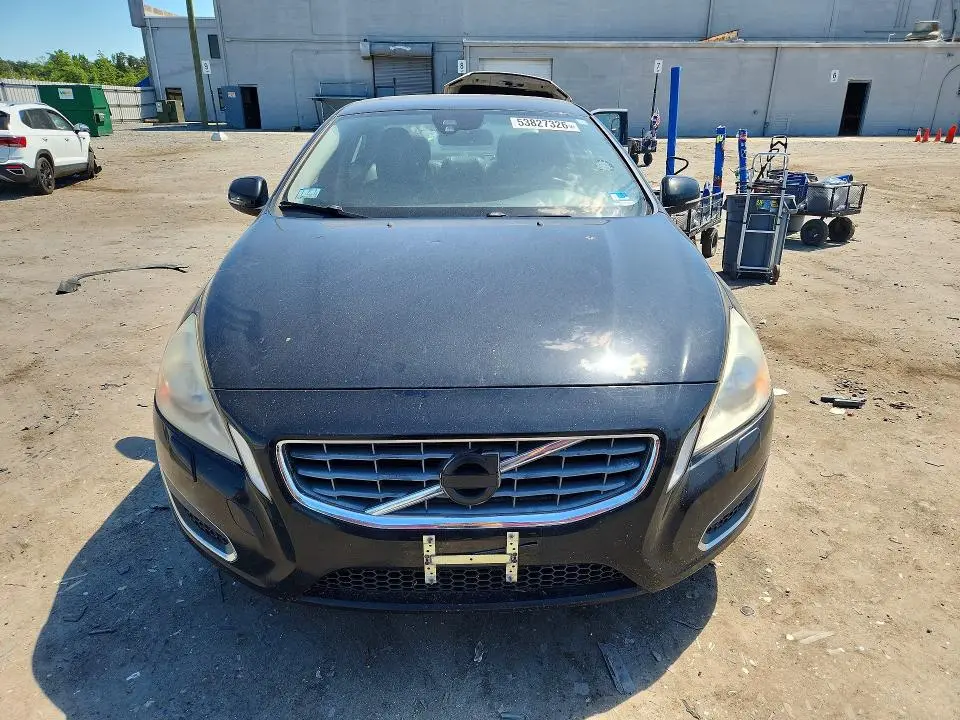 2013 VOLVO S60 T5  