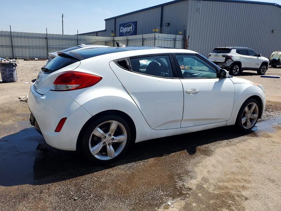 2014 HYUNDAI VELOSTER BASE  