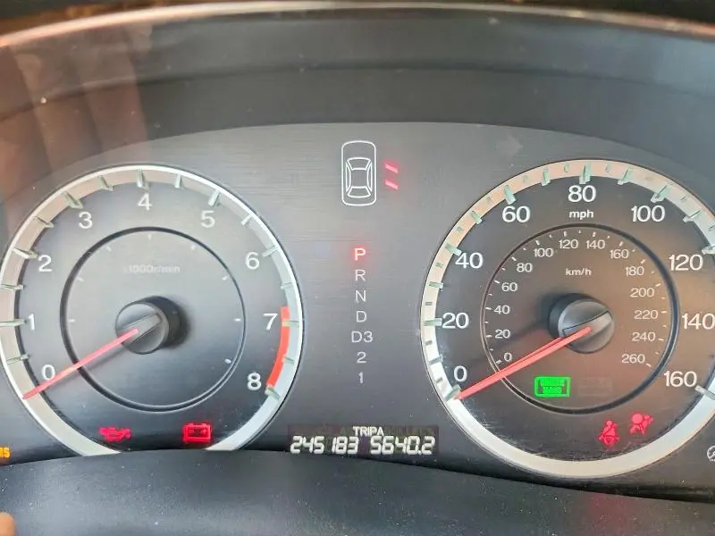 2010 HONDA ACCORD LXP  