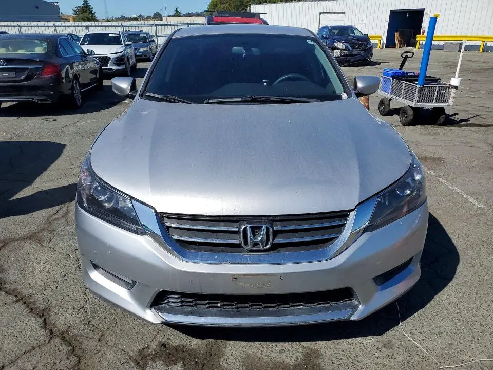 2013 HONDA ACCORD LX  